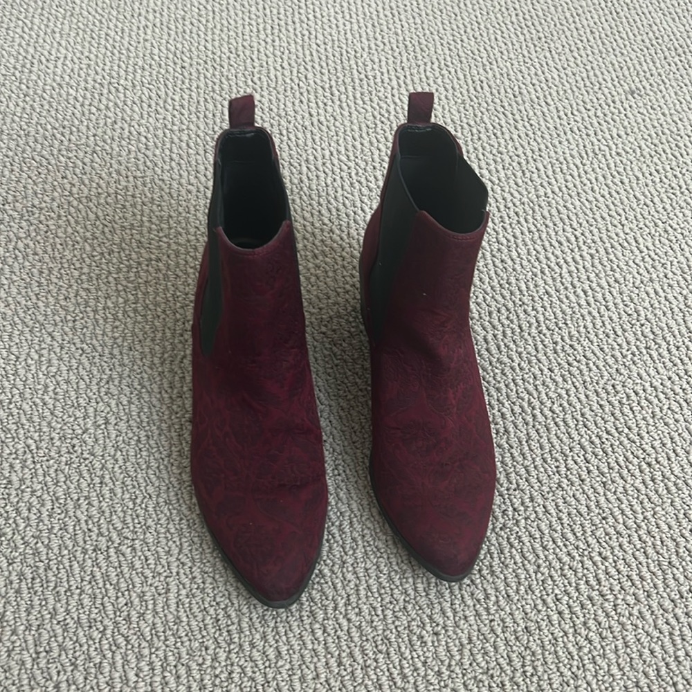 Ankle boots. Comfy. Great for fall. Nice maroon/purple color